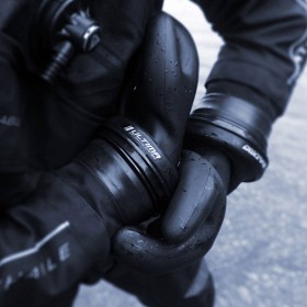 Sistem manusi etanse Waterproof ULTIMA DRY 01