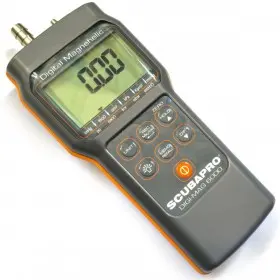 Instrument service Scubapro MAGNEHELIC Digital 01