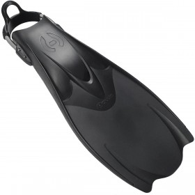 Labe Hollis F1 Bat 01